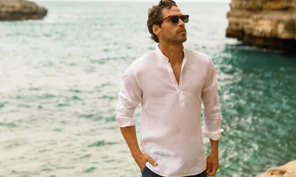 A Complete Guide to Travel Shirts: Styles, Fits and Buying Tips